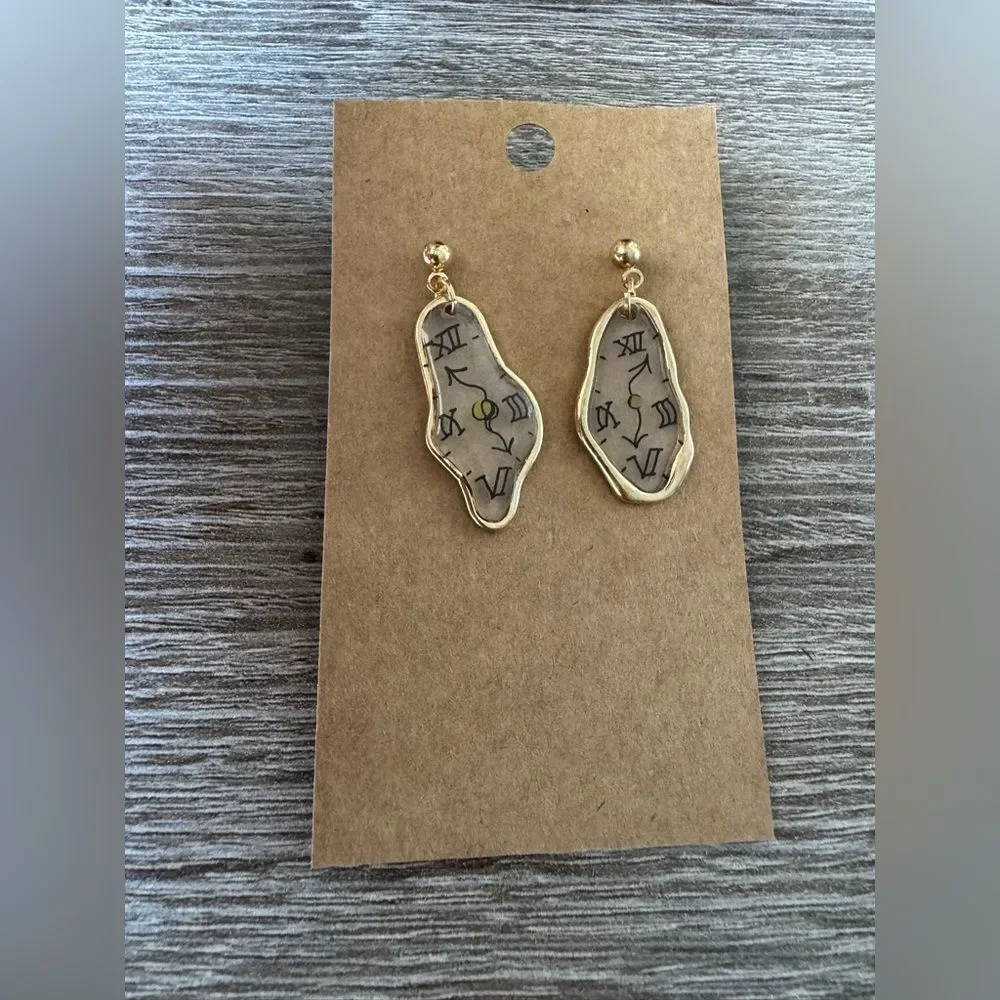 Gold Roman Numeral Earrings A1412 - Picture 3 of 4